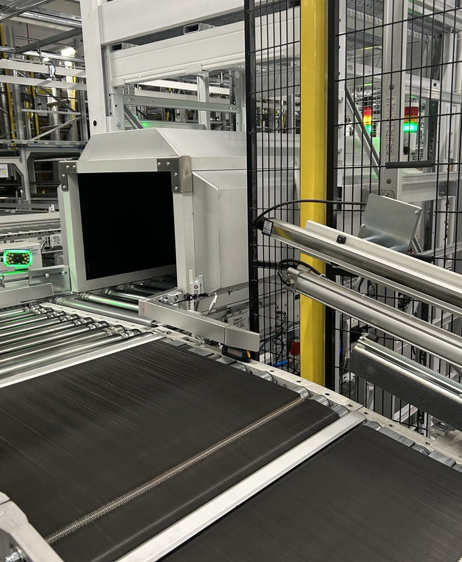 Automated inventory tunnel warehouse